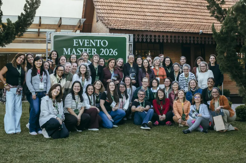 Foto de grupo das alunas com a Karyne no Evento Master 2026